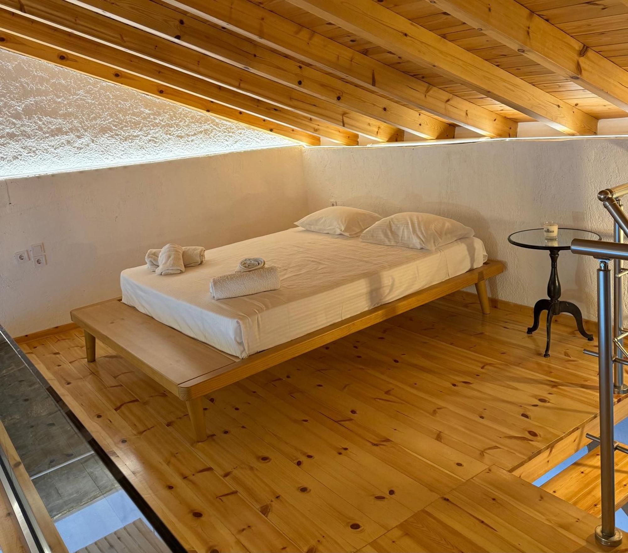Michalelis Loft & Cave Apartment Plomari Exterior photo